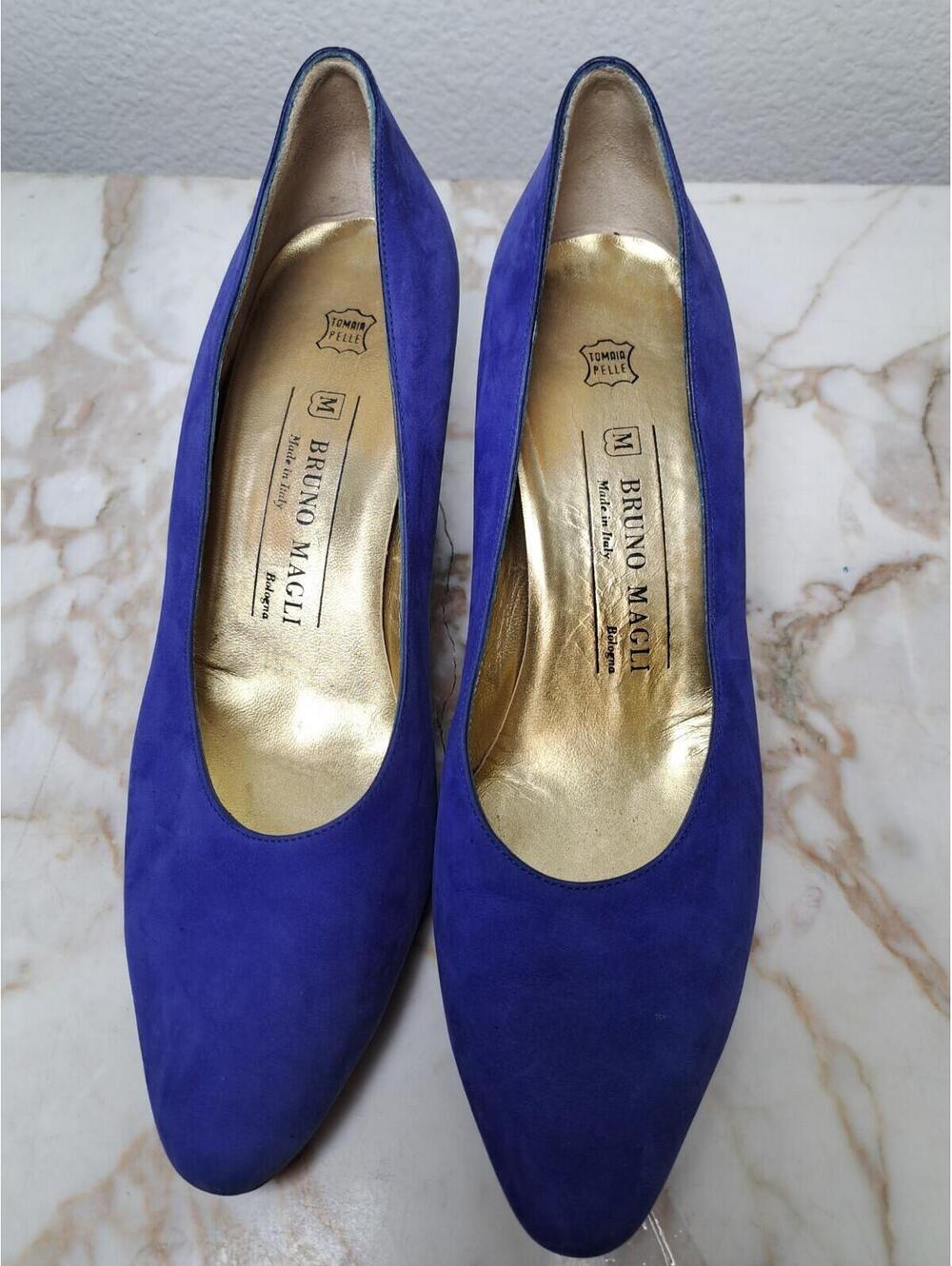 VTG Bruno Magli  Size 8 B Blue Ultramarine Suede High Heel